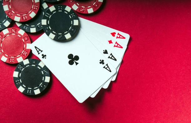 Live baccarat table at paitohk showing dealer, cards, and player interface